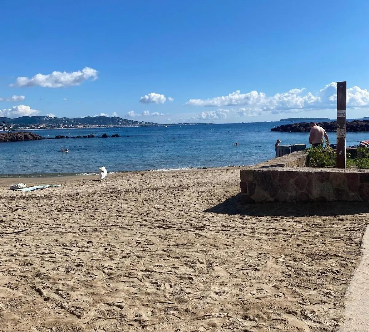 Appartement T2 Residence Front De Mer ماندوليو لا نابول شقة